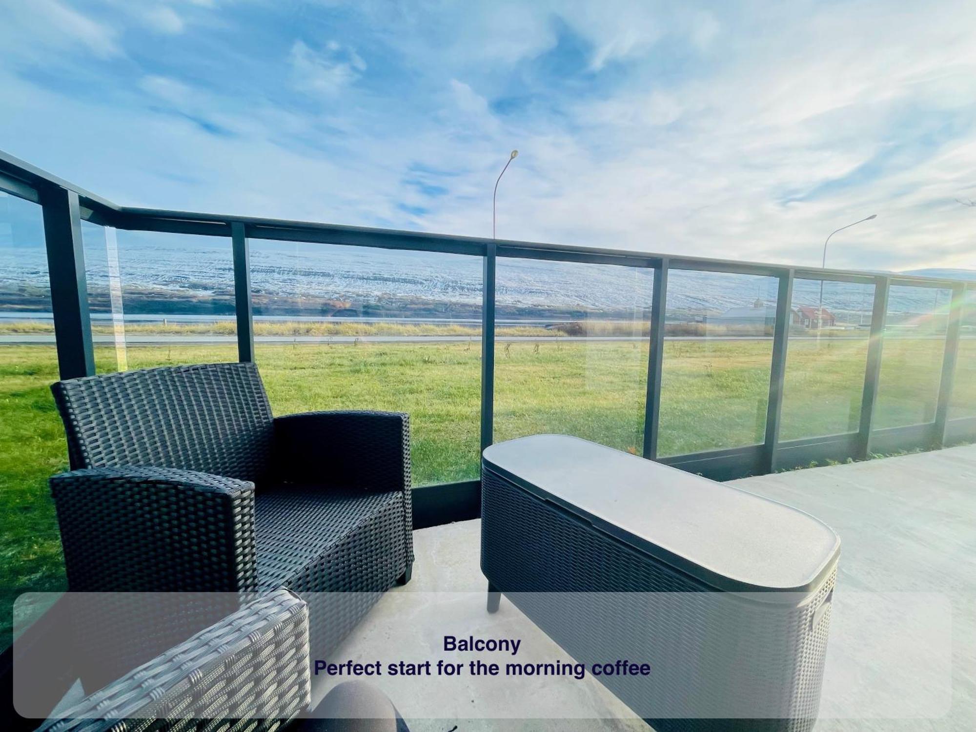 Dream View Apartment Akureyri Exteriör bild